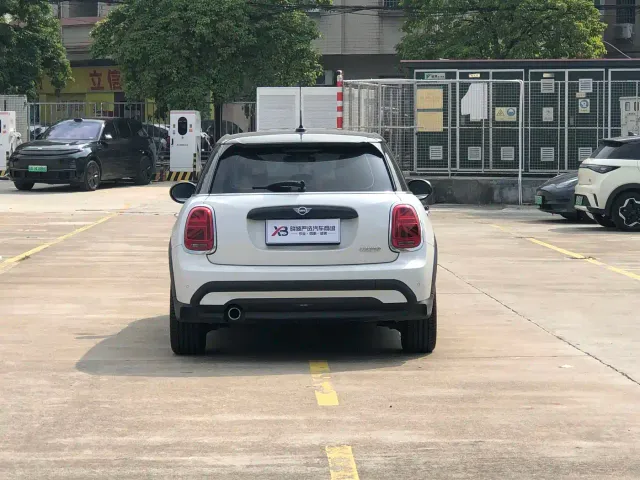 MINI Hatch — Фото автомобиля 5
