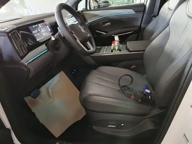 BYD Song L DM-i — Фото автомобиля 14