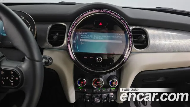 MINI Cooper Electric — Фото автомобиля 27