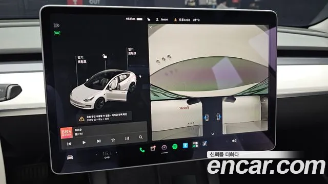 Tesla Model 3 — Фото автомобиля 12