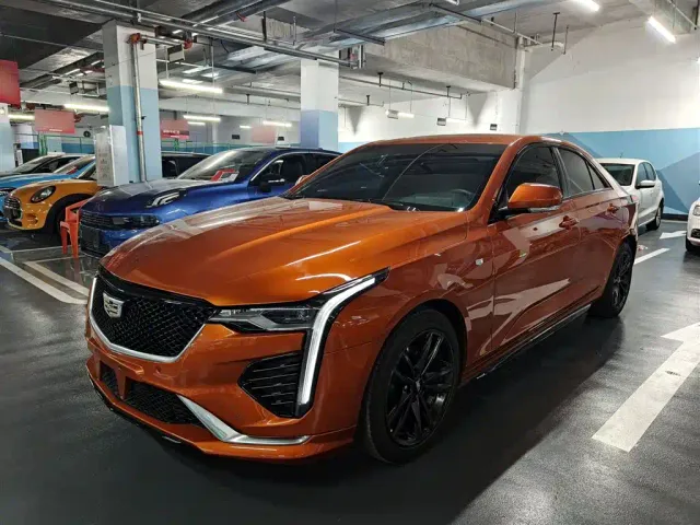 Фотография автомобиля — Cadillac CT4