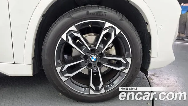 BMW X1 U11 — Фото автомобиля 5