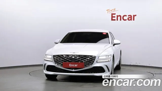 Genesis G80 Бензин 2.5 турбо AWD — Фото автомобиля 3