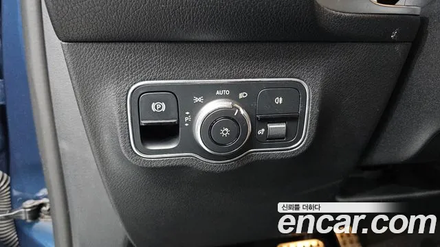 Mercedes-Benz GLB-Class — Фото автомобиля 13