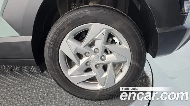 Hyundai Kona Kona (SX2) Бензин 1.6 турбо 2WD — Фото автомобиля 20