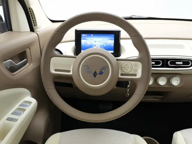 Wuling Hongguang Mini EV — Фото автомобиля 11