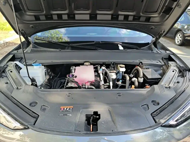 Geely Galaxy E5 — Фото автомобиля 19