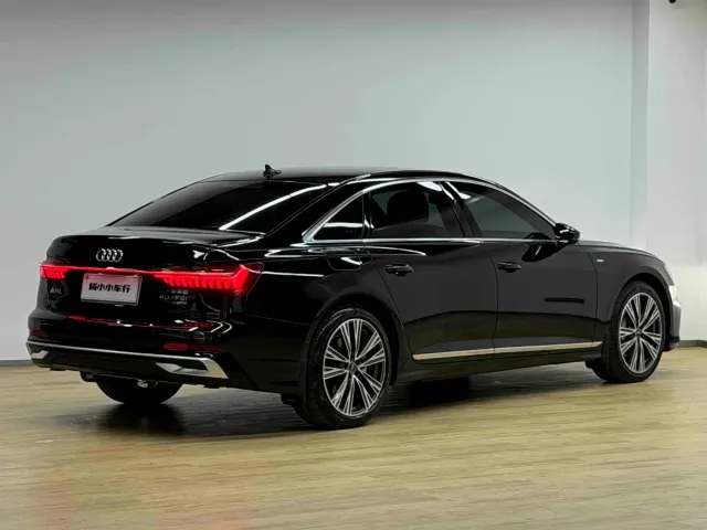 Audi A6L — Фото автомобиля 30