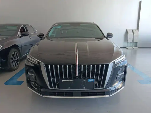 Hongqi H5 PHEV — Фото автомобиля 2