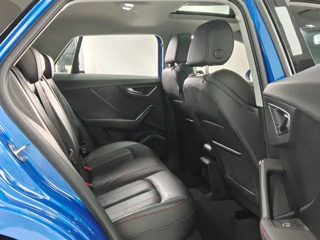 Audi Q2L — Фото автомобиля 18