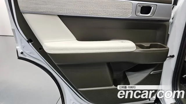Hyundai Santafe — Фото автомобиля 17
