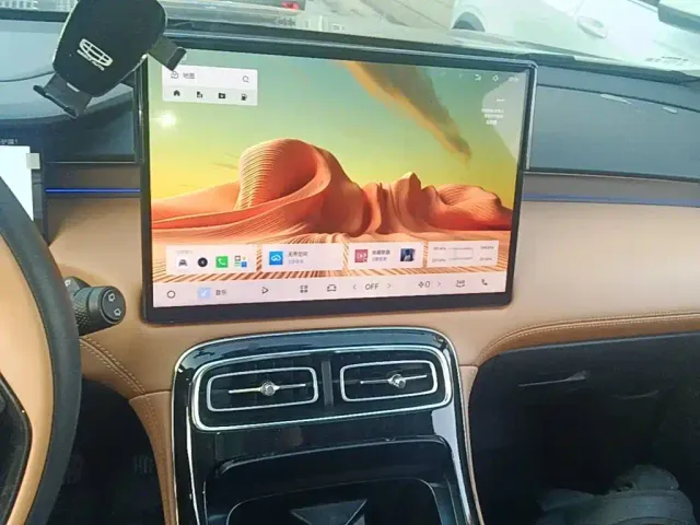 Geely Boyue L — Фото автомобиля 12