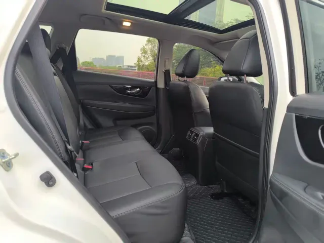 Nissan X-Trail — Фото автомобиля 13