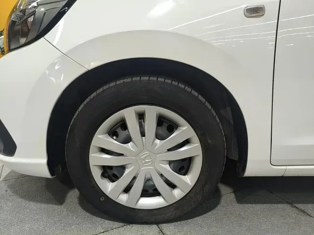 Honda Fit — Фото автомобиля 14