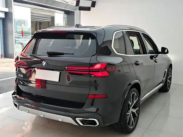 BMW X5 — Фото автомобиля 18