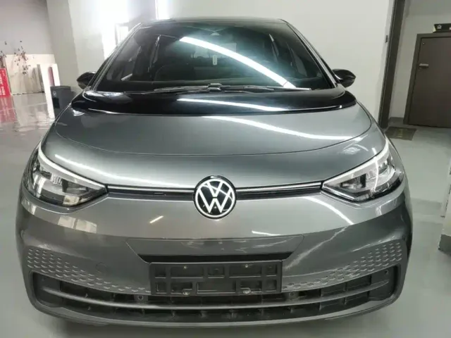 Volkswagen ID.3 — Фото автомобиля 2