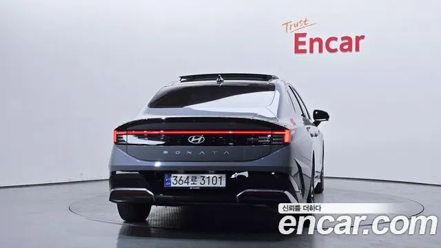 Hyundai Sonata — Фото автомобиля 4