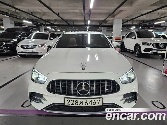 Фотография автомобиля — Mercedes-Benz E-Class W213