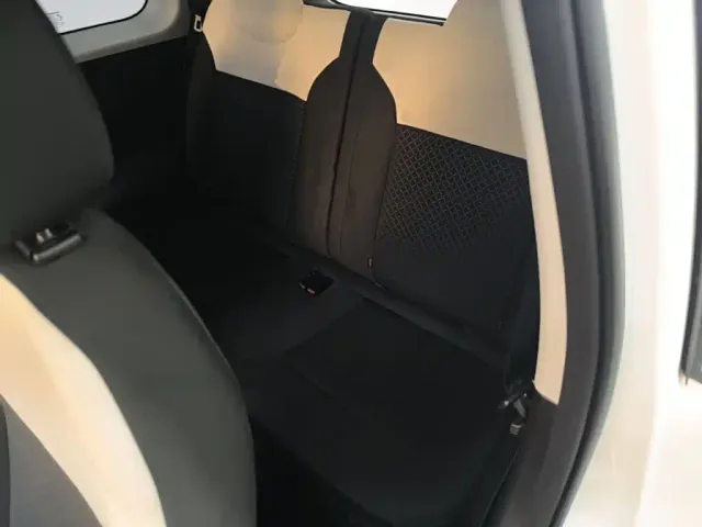 Changan Lumin — Фото автомобиля 16