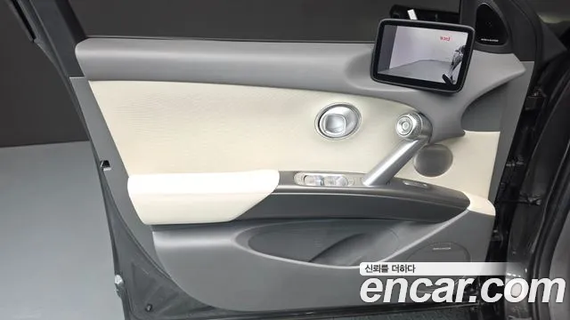 Genesis GV60 — Фото автомобиля 21