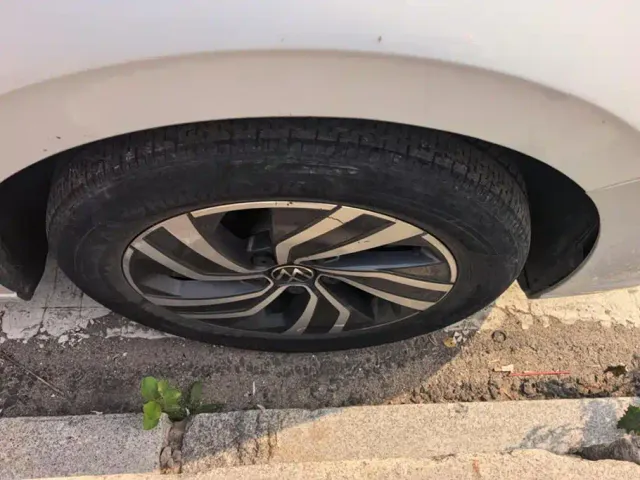 Volkswagen Bora — Фото автомобиля 6