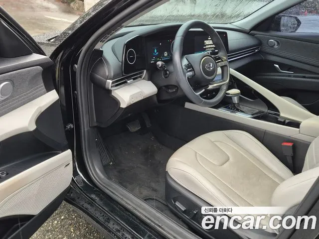 Hyundai Avante CN7 — Фото автомобиля 3