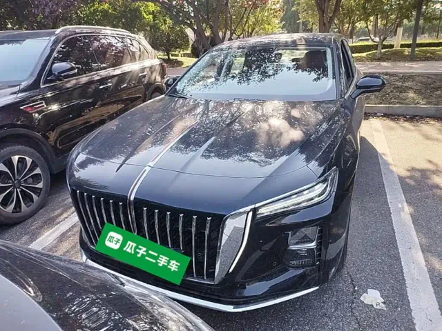 Hongqi H5 PHEV — Фото автомобиля 2
