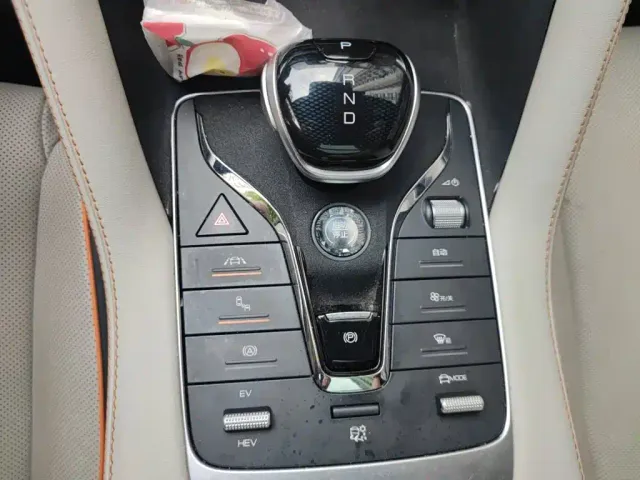 BYD Song PLUS — Фото автомобиля 10