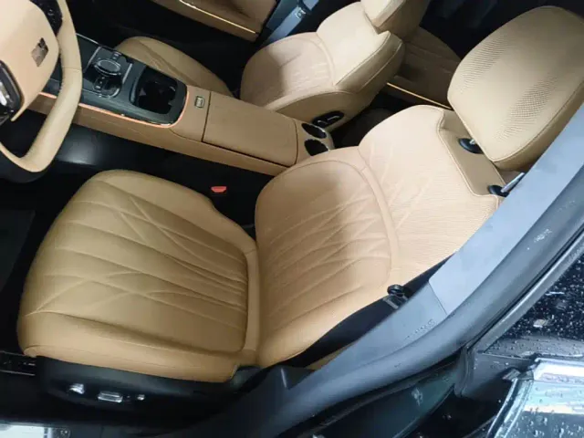 Geely Galaxy Xingyao 8 — Фото автомобиля 14