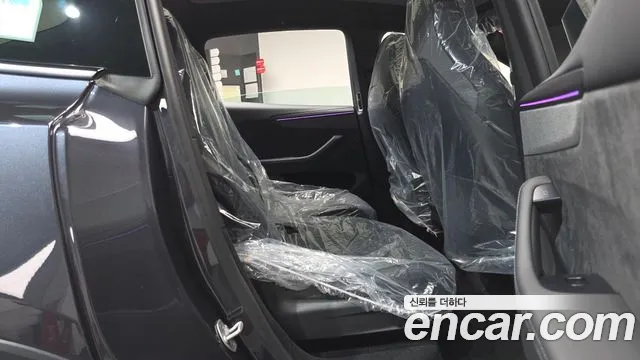 Tesla Model Y — Фото автомобиля 4