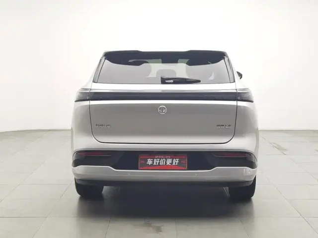 Dongfeng Aeolus L8 — Фото автомобиля 4