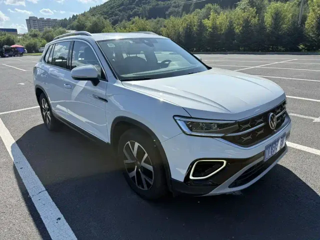 Volkswagen Tayron — Фото автомобиля 3