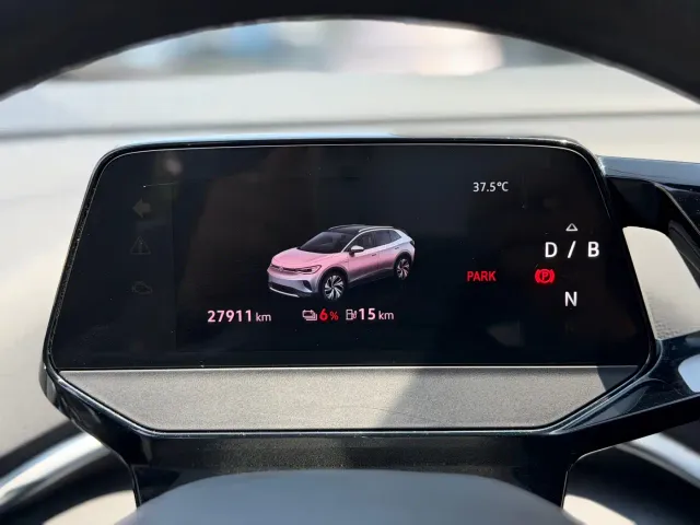 Volkswagen ID.4 CROZZ 2022 Standard Range PURE Edition — Фото автомобиля 10
