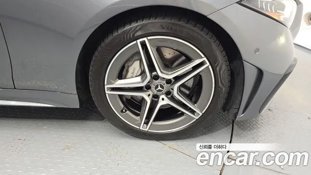Mercedes-Benz CLS-Class — Фото автомобиля 19