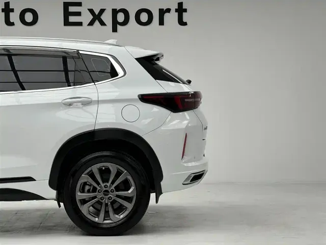 Exeed LX — Фото автомобиля 12
