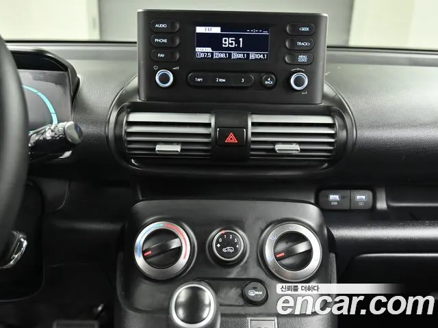 Hyundai Casper Casper Turbo Фургон — Фото автомобиля 14