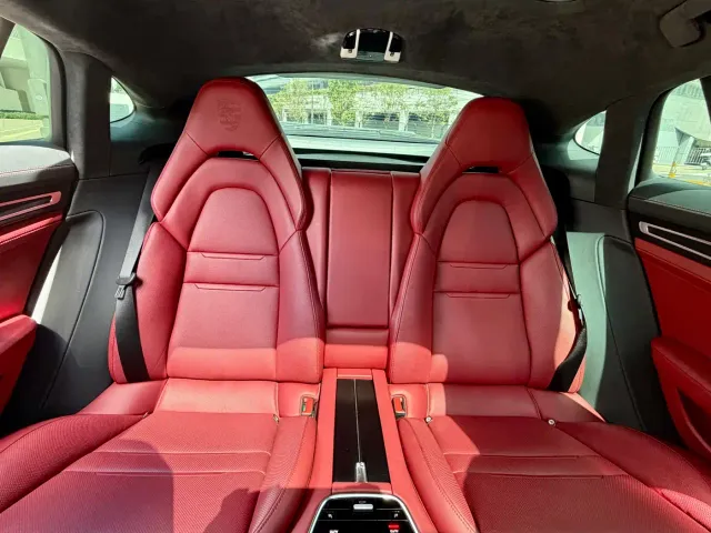Porsche Panamera — Фото автомобиля 25