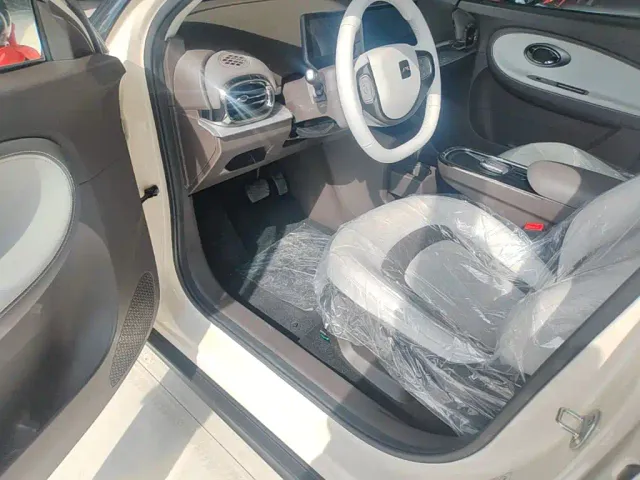 JAC Yiwei 3 — Фото автомобиля 15