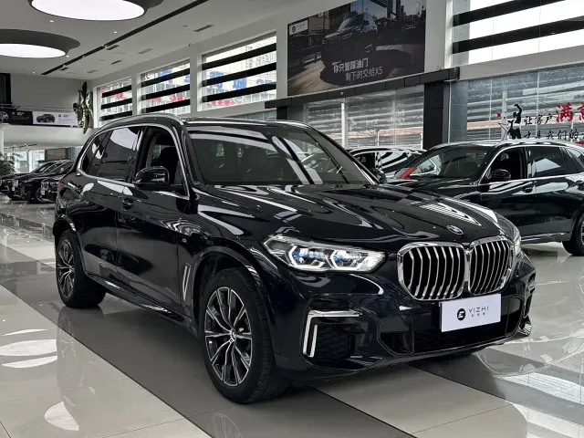 BMW X5 — Фото автомобиля 3