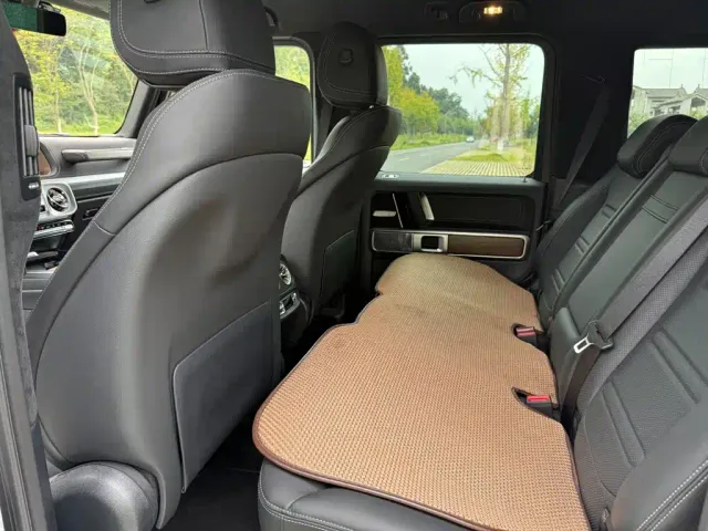 Mercedes-Benz G-Class — Фото автомобиля 10