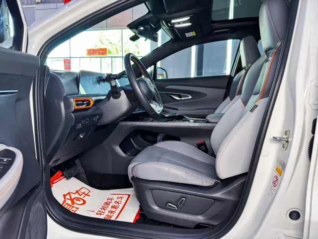 Changan UNI-T — Фото автомобиля 4