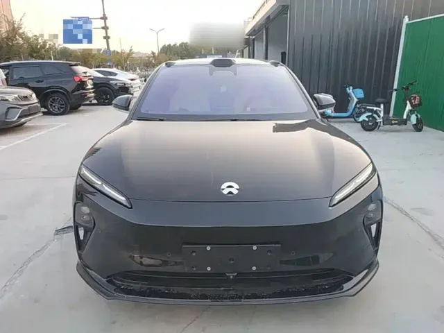 Nio ET5 Touring — Фото автомобиля 2