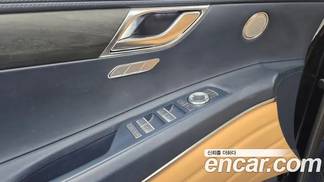 Genesis GV80 2.5T Бензин AWD — Фото автомобиля 25