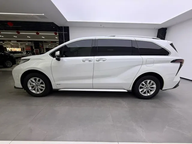 Toyota Granvia — Фото автомобиля 5