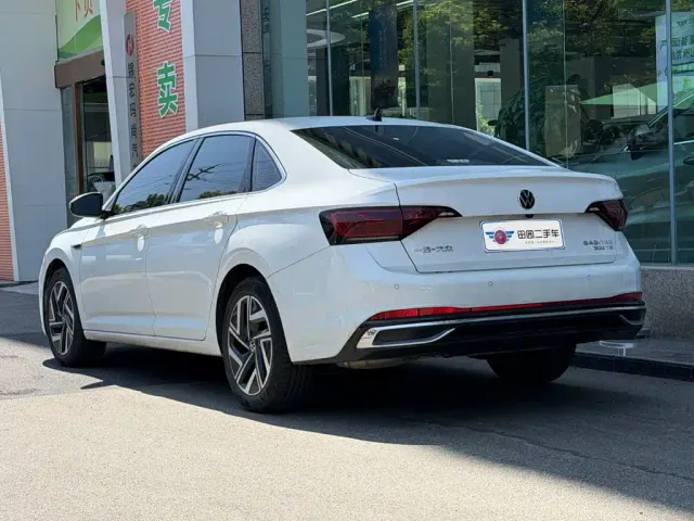 Volkswagen Sagitar — Фото автомобиля 4