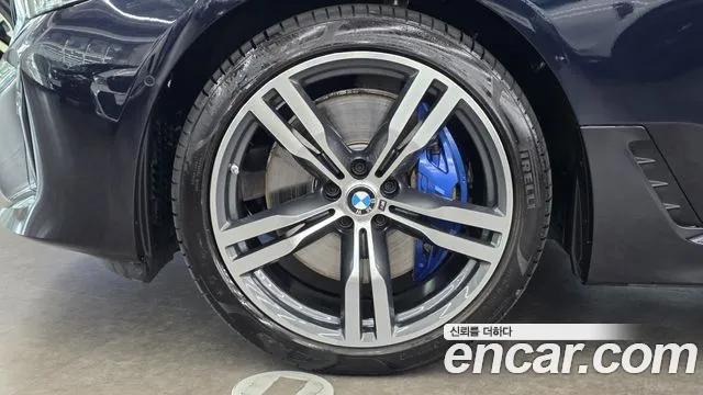 BMW Gran Turismo — Фото автомобиля 4