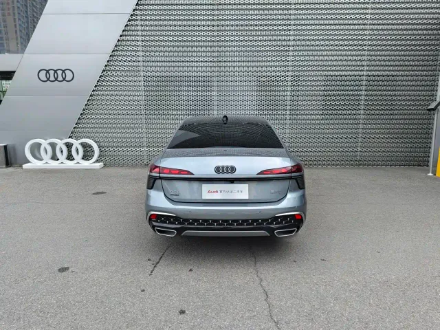 Audi A6L — Фото автомобиля 4