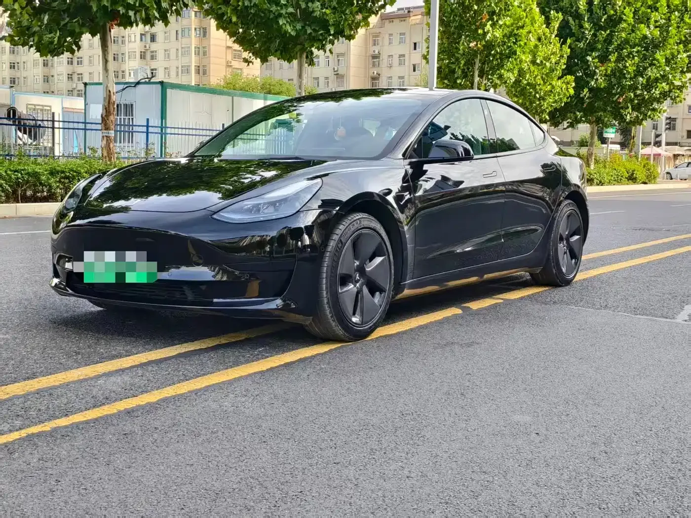 Tesla Model 3 2022 Model Rear-Wheel Drive Version — Фото автомобиля 3