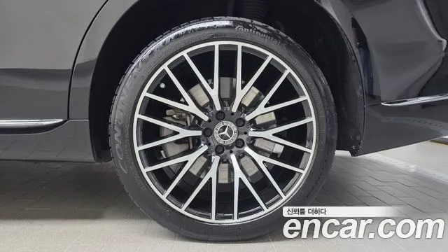 Mercedes-Benz S-Class — Фото автомобиля 21