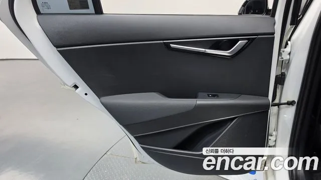 Kia Niro New — Фото автомобиля 14